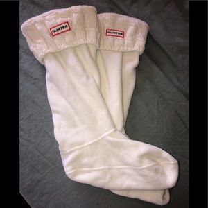 Hunter rain boot: tall cable knit women’s socks